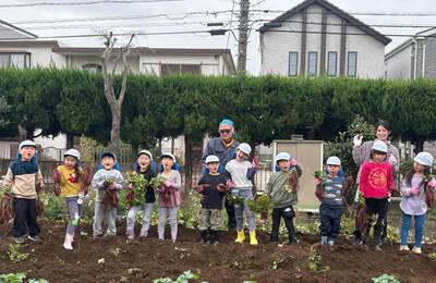 年長組さつまいも掘り